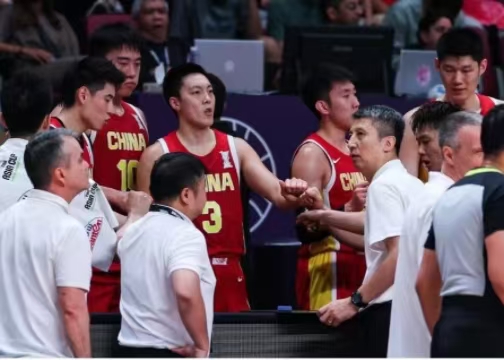 《體壇》分享丨6年的黑暗過(guò)去了，中國(guó)男籃從未感覺(jué)這么好