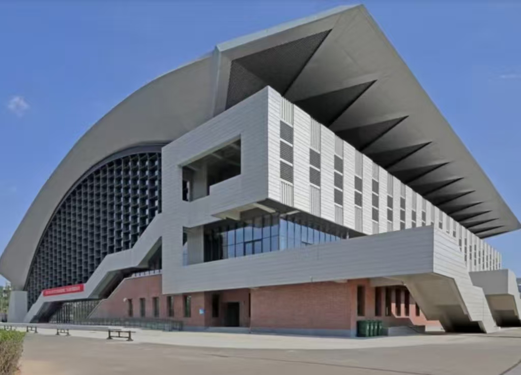 山西太原旅游職業(yè)學院體育館